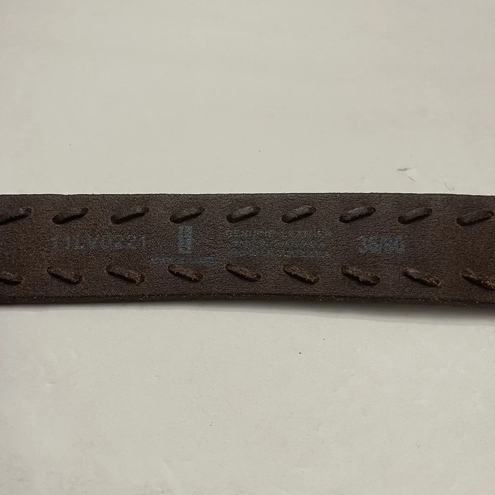 Levi's Men's Brown Leather Whipstitched Belt Size 36 Bronze Buckle‎